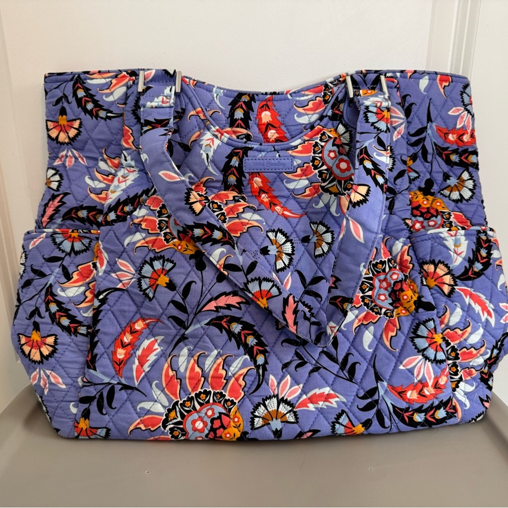 Vera Bradley tote bag